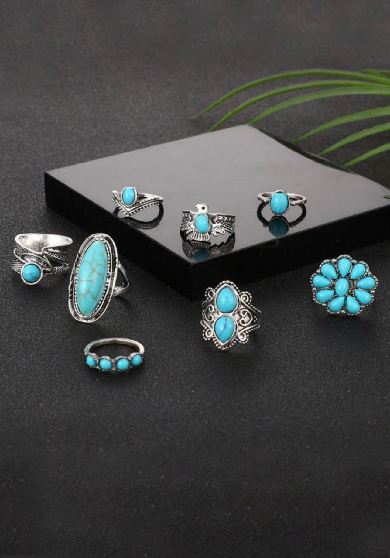 Green Vintage Western Turquoise 8 Piece Ring Set