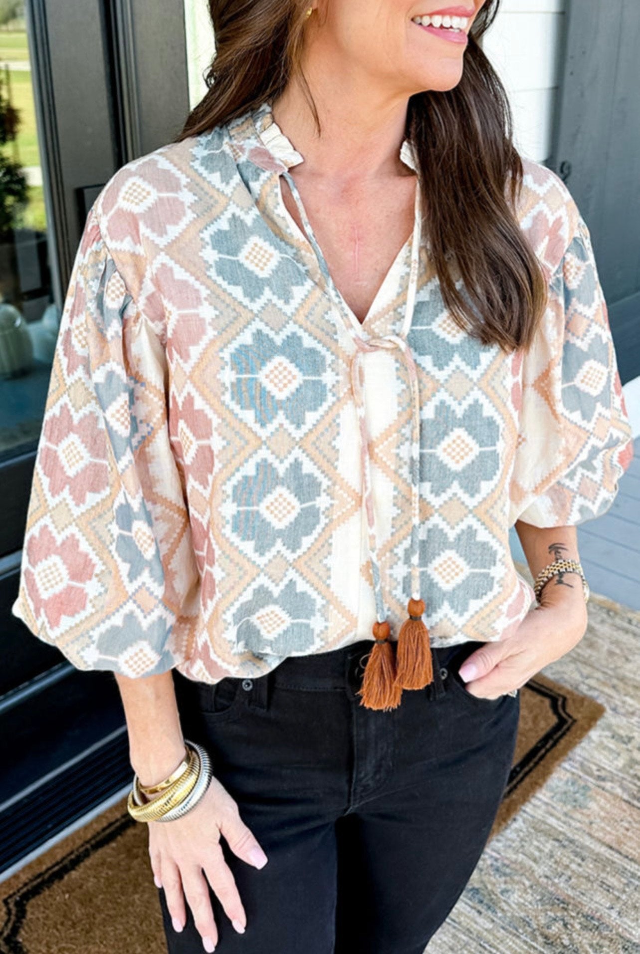 Khaki Geometric Print Tassel Tie Split Neck Balloon Sleeve Blouse